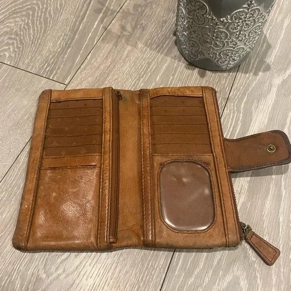 Fossil wallet - Picture 3 of 4